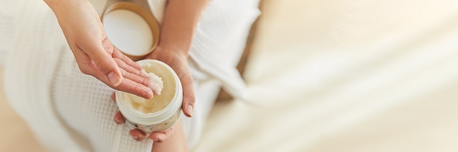 Kneipp Verwöhnendes Creme-Öl Peeling